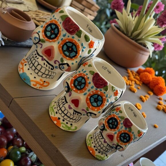 Cocinaware Other - Cocinaware 2017 LTD EDITION Day of the Dead 3-pc Sugar Skull Set- Measuring Cups
